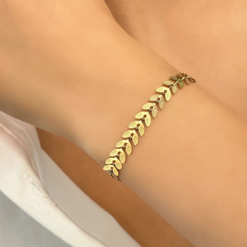 Luxe Leaf Bracelet